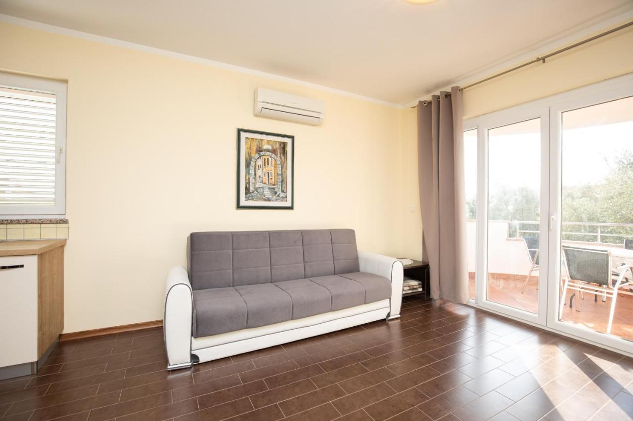 Apartments Bella Vista Krk Town Extérieur photo